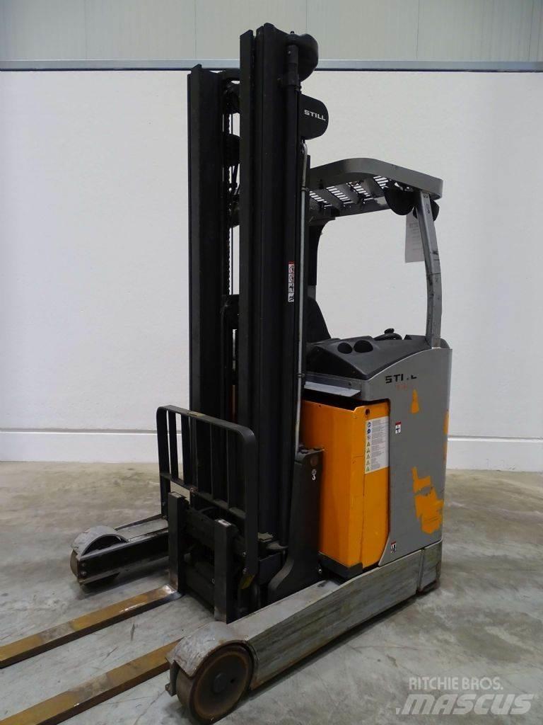Still FM-X14 Reachtruck voor hoog niveau