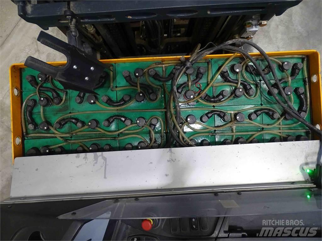 Still FM-X14 Reachtruck voor hoog niveau