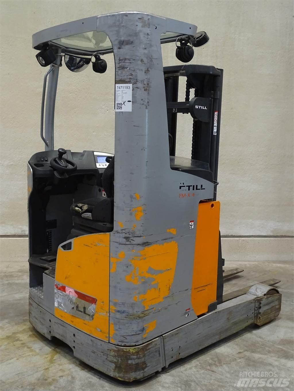 Still FM-X14 Reachtruck voor hoog niveau
