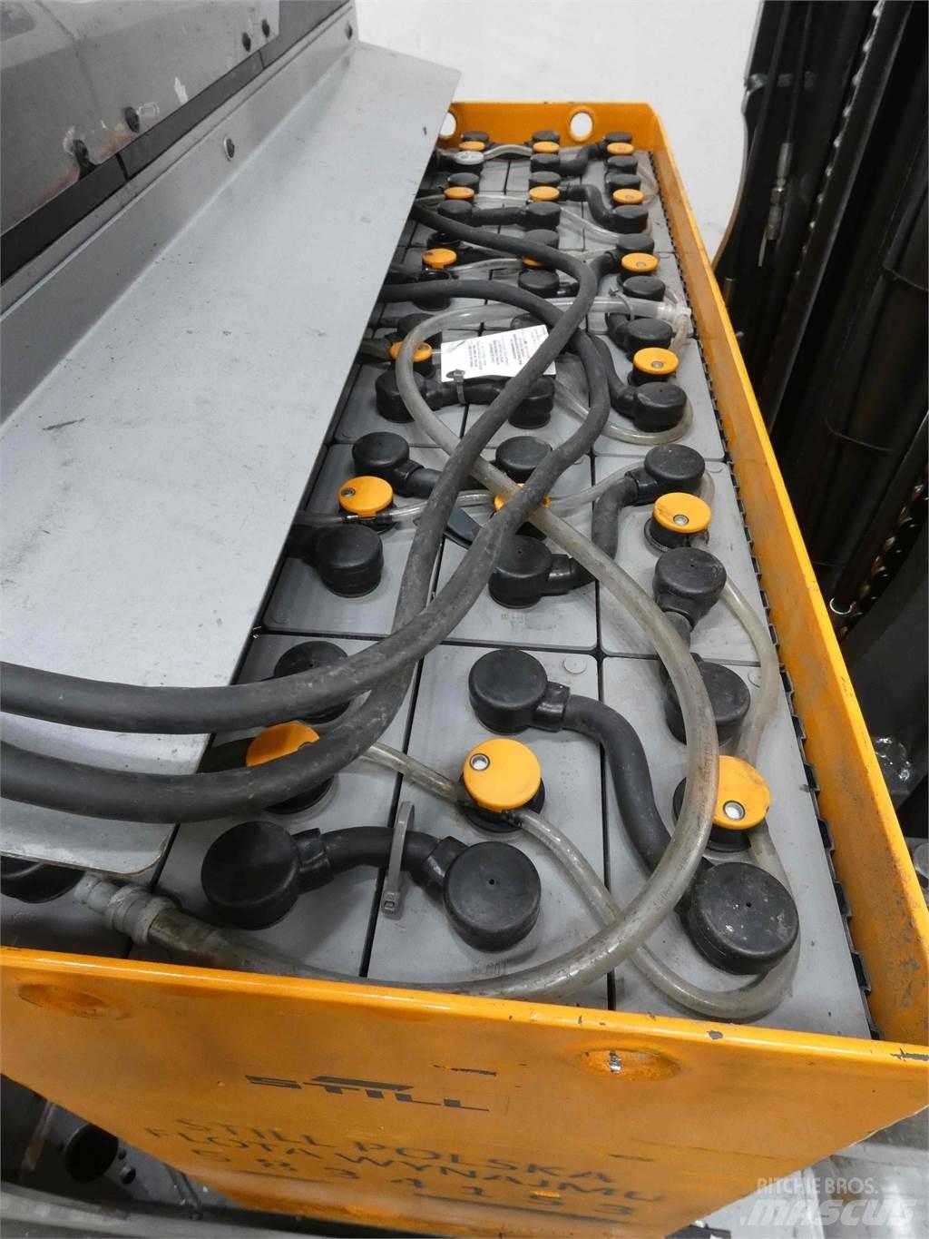 Still FM-X14 Reachtruck voor hoog niveau