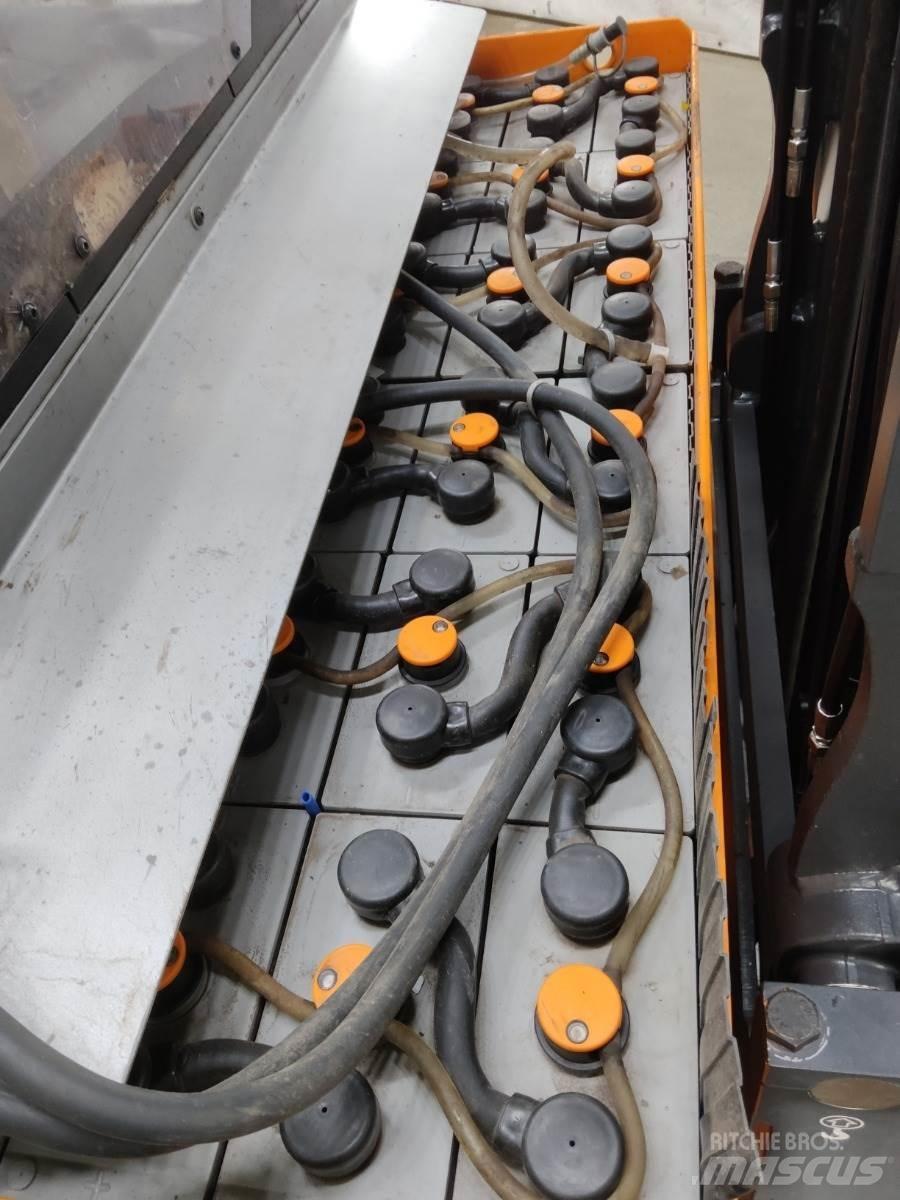 Still FM-X14 Reachtruck voor hoog niveau