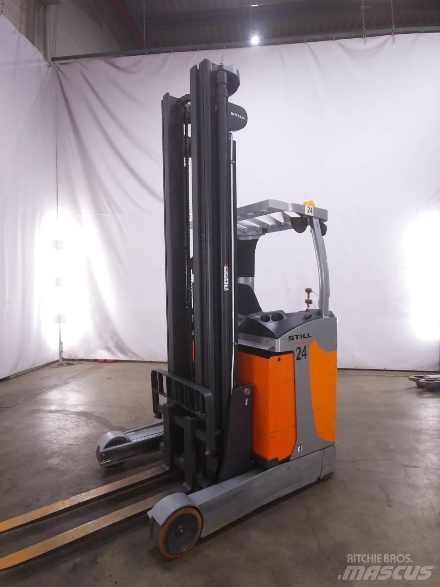 Still FM-X14 Reachtruck voor hoog niveau