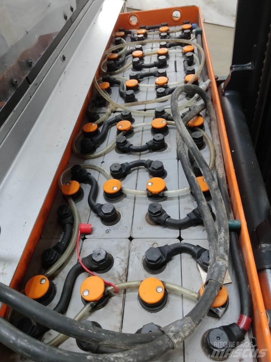 Still FM-X14 Reachtruck voor hoog niveau