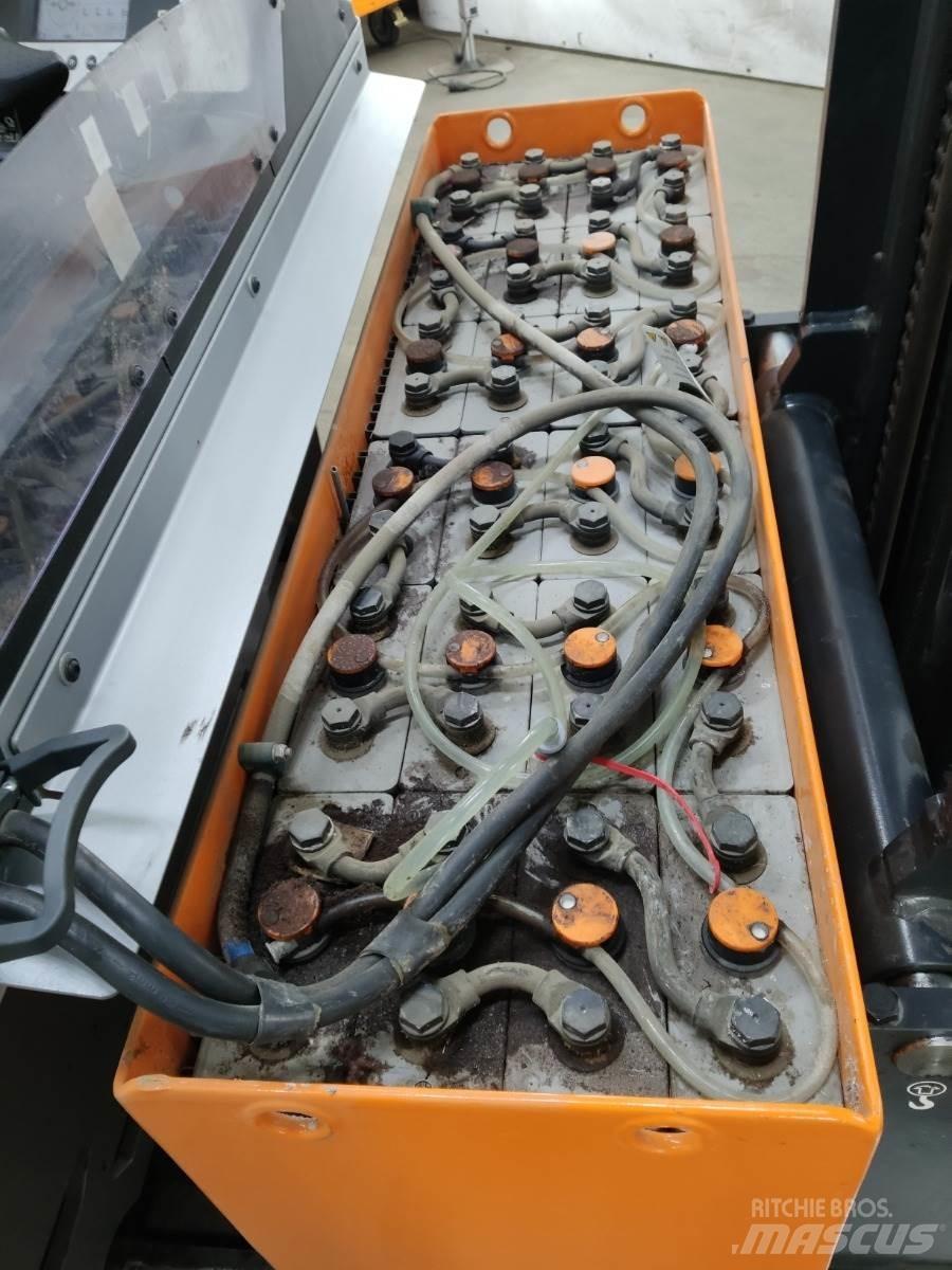 Still FM-X14 Reachtruck voor hoog niveau