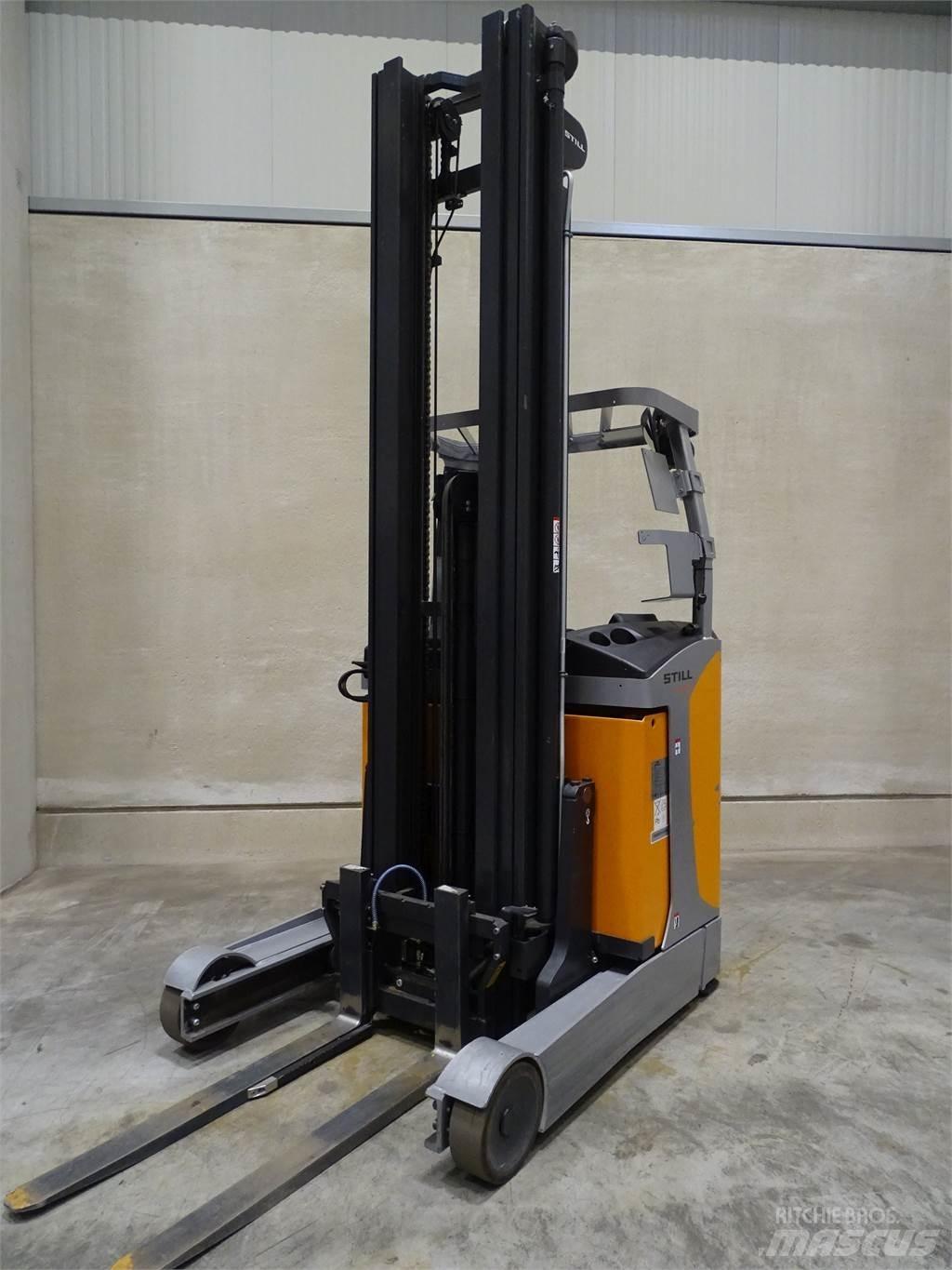 Still FM-X14 Reachtruck voor hoog niveau
