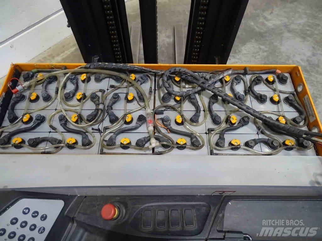 Still FM-X17 Reachtruck voor hoog niveau