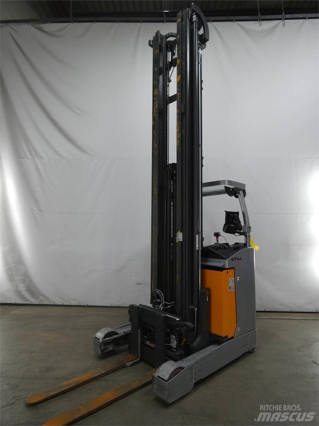 Still FM-X17 Reachtruck voor hoog niveau