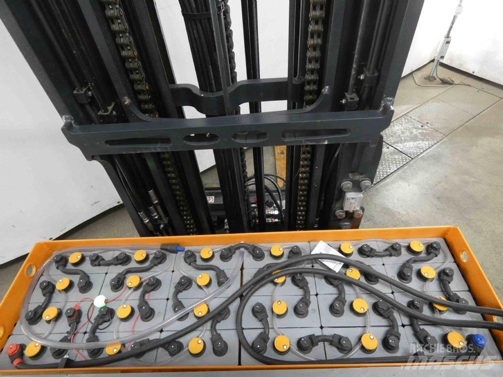 Still FM-X17 Reachtruck voor hoog niveau