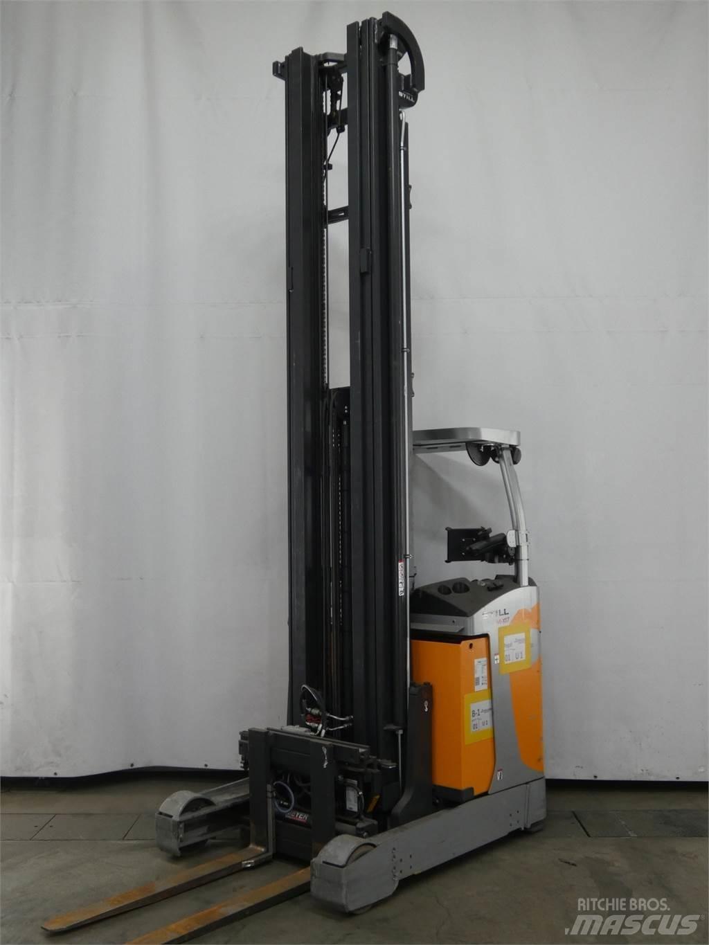 Still FM-X17 Reachtruck voor hoog niveau