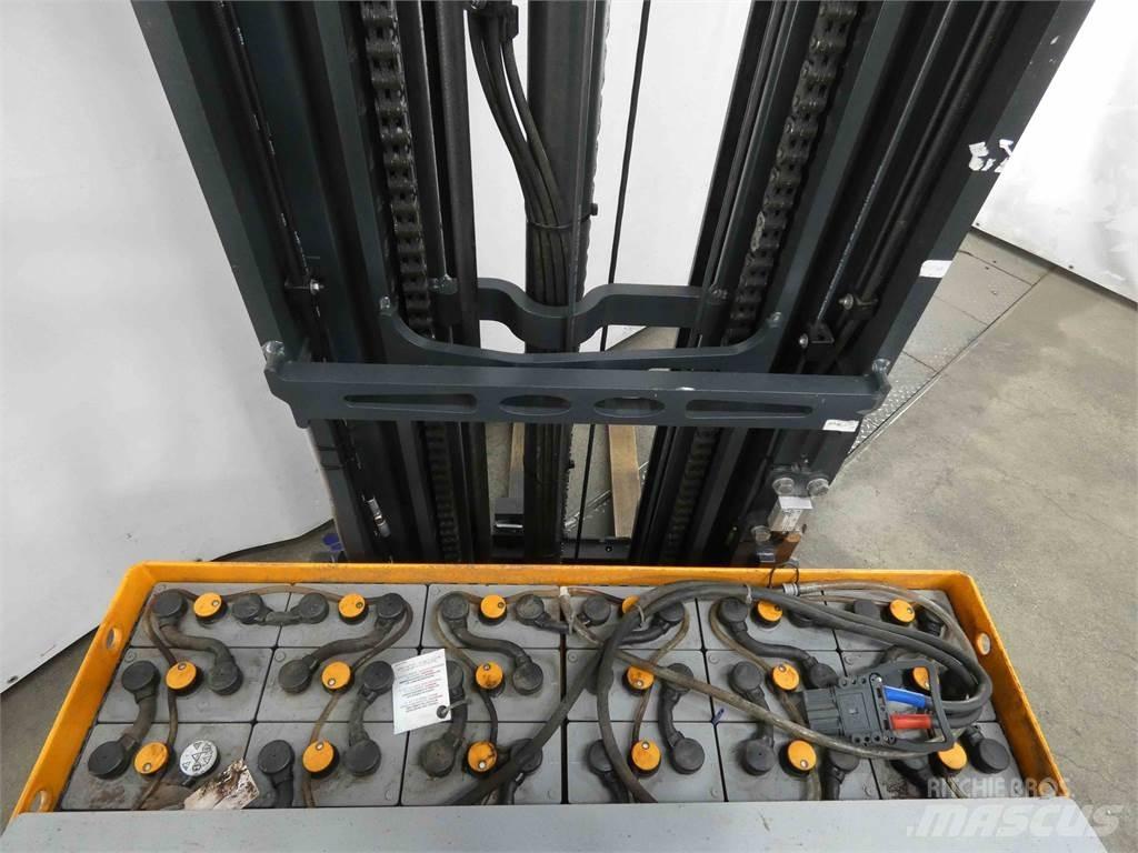 Still FM-X17 Reachtruck voor hoog niveau