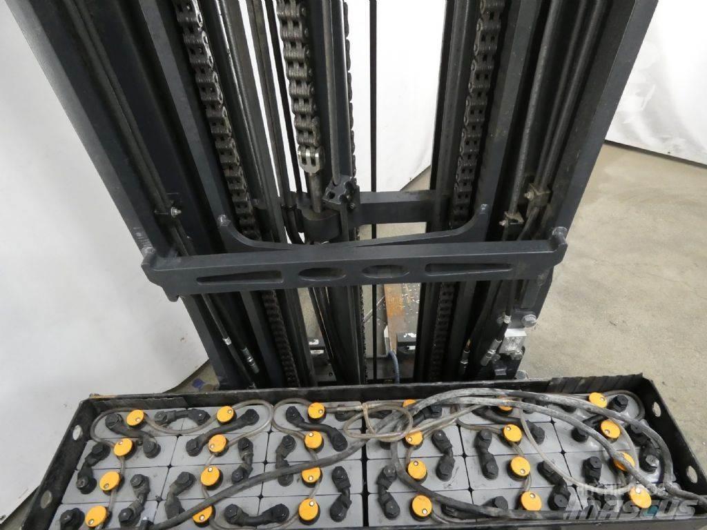 Still FM-X17 Reachtruck voor hoog niveau