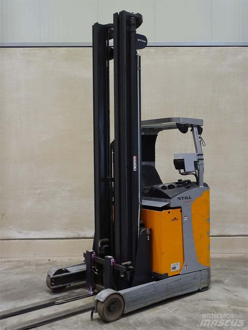 Still FM-X17 Reachtruck voor hoog niveau