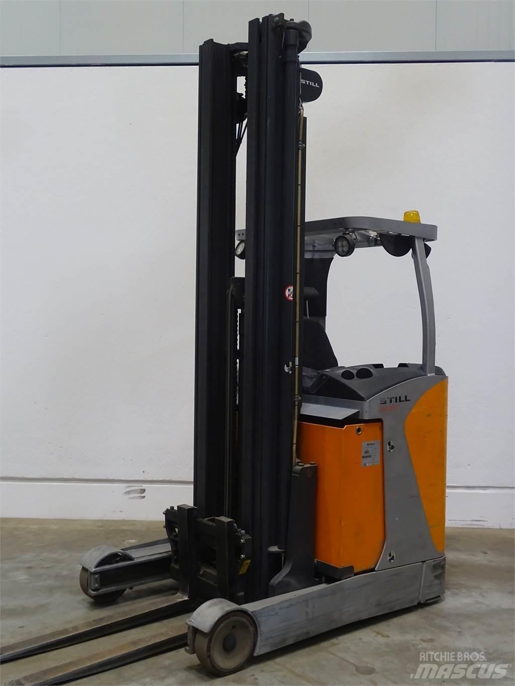 Still FM-X17 Reachtruck voor hoog niveau
