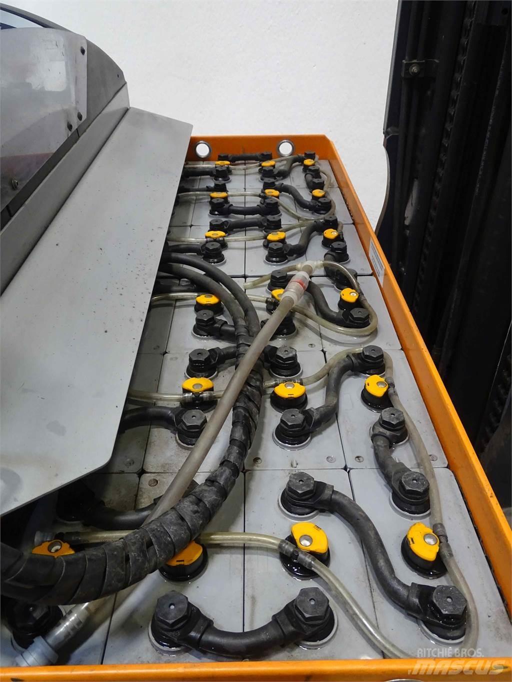 Still FM-X17 Reachtruck voor hoog niveau