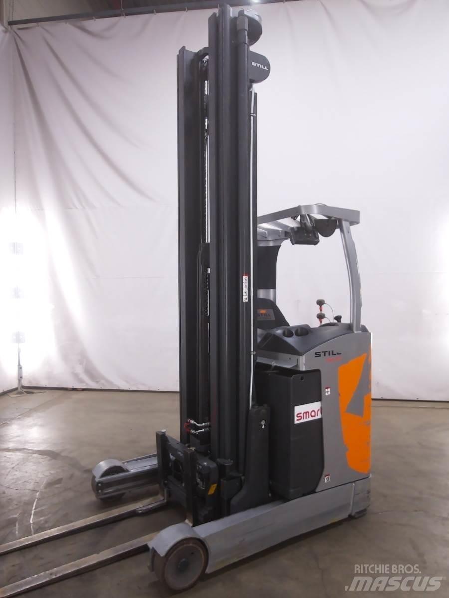 Still FM-X17 Reachtruck voor hoog niveau
