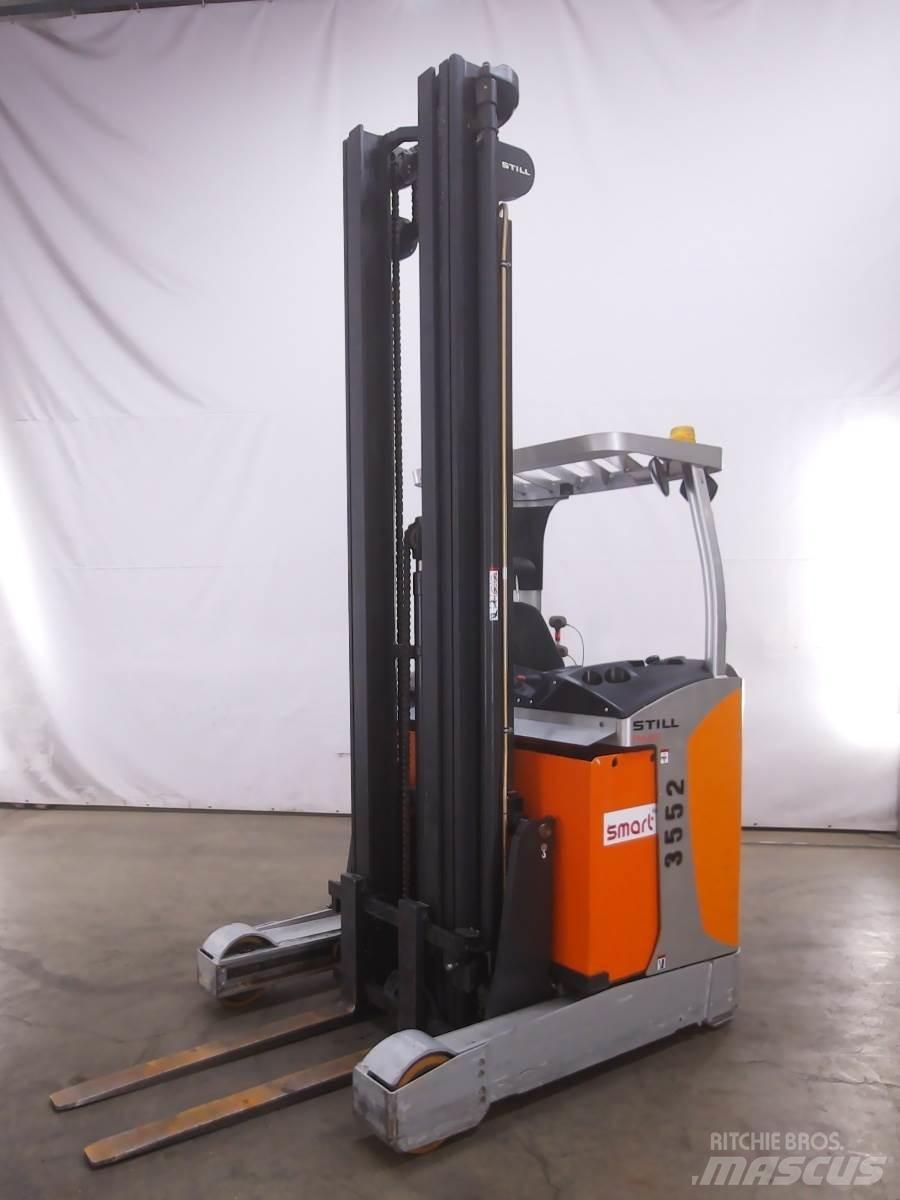 Still FM-X17 Reachtruck voor hoog niveau