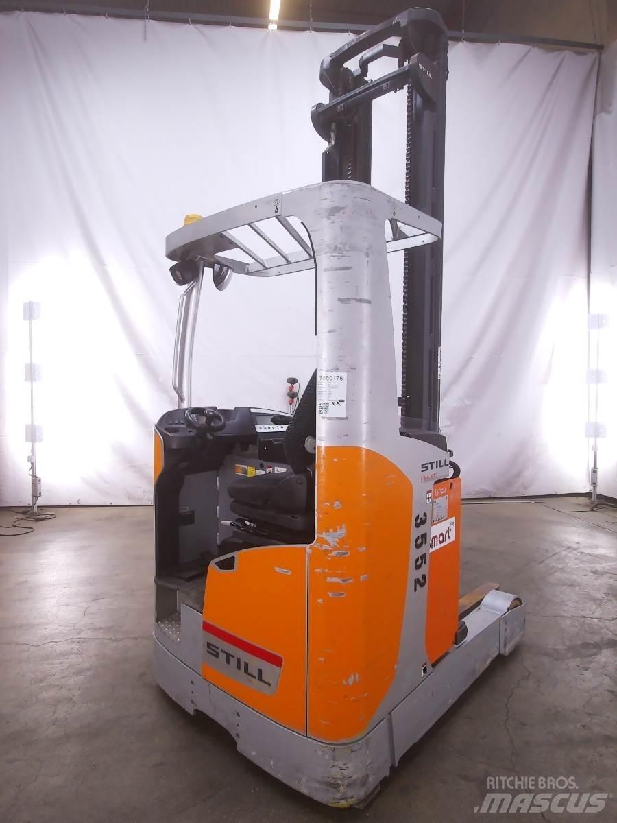 Still FM-X17 Reachtruck voor hoog niveau