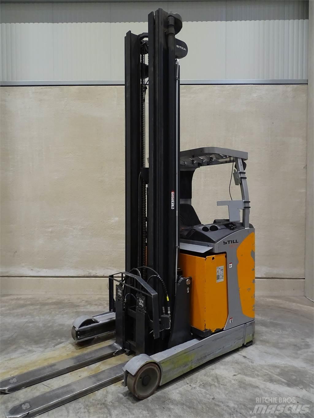Still FM-X17 Reachtruck voor hoog niveau