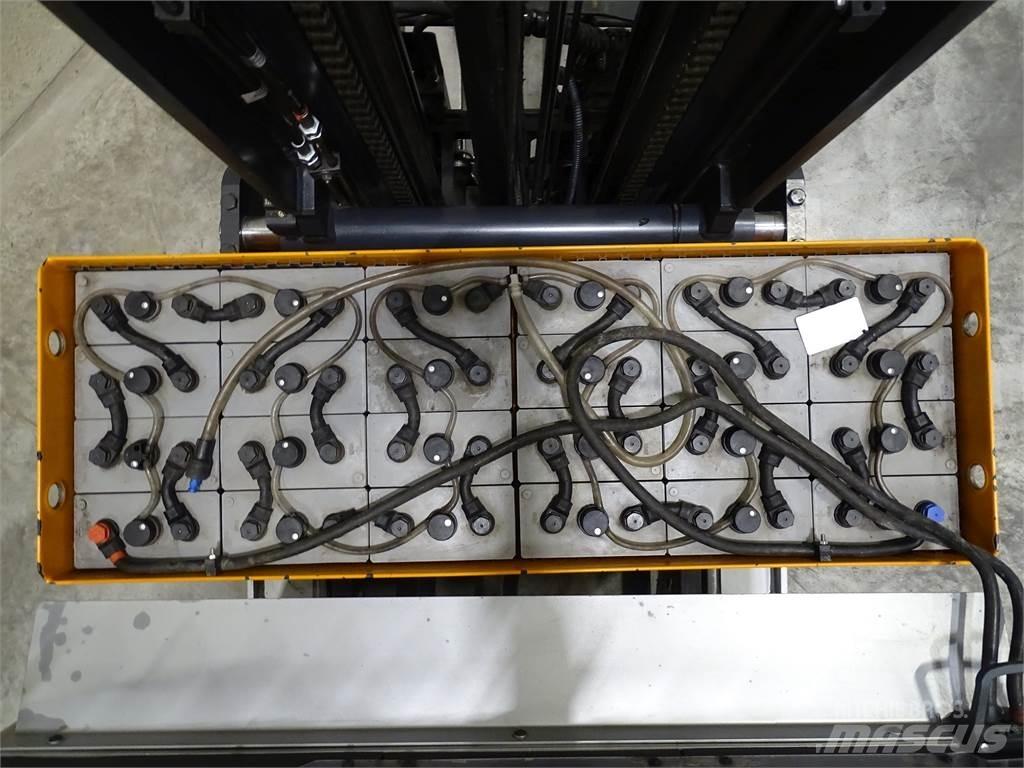 Still FM-X17 Reachtruck voor hoog niveau
