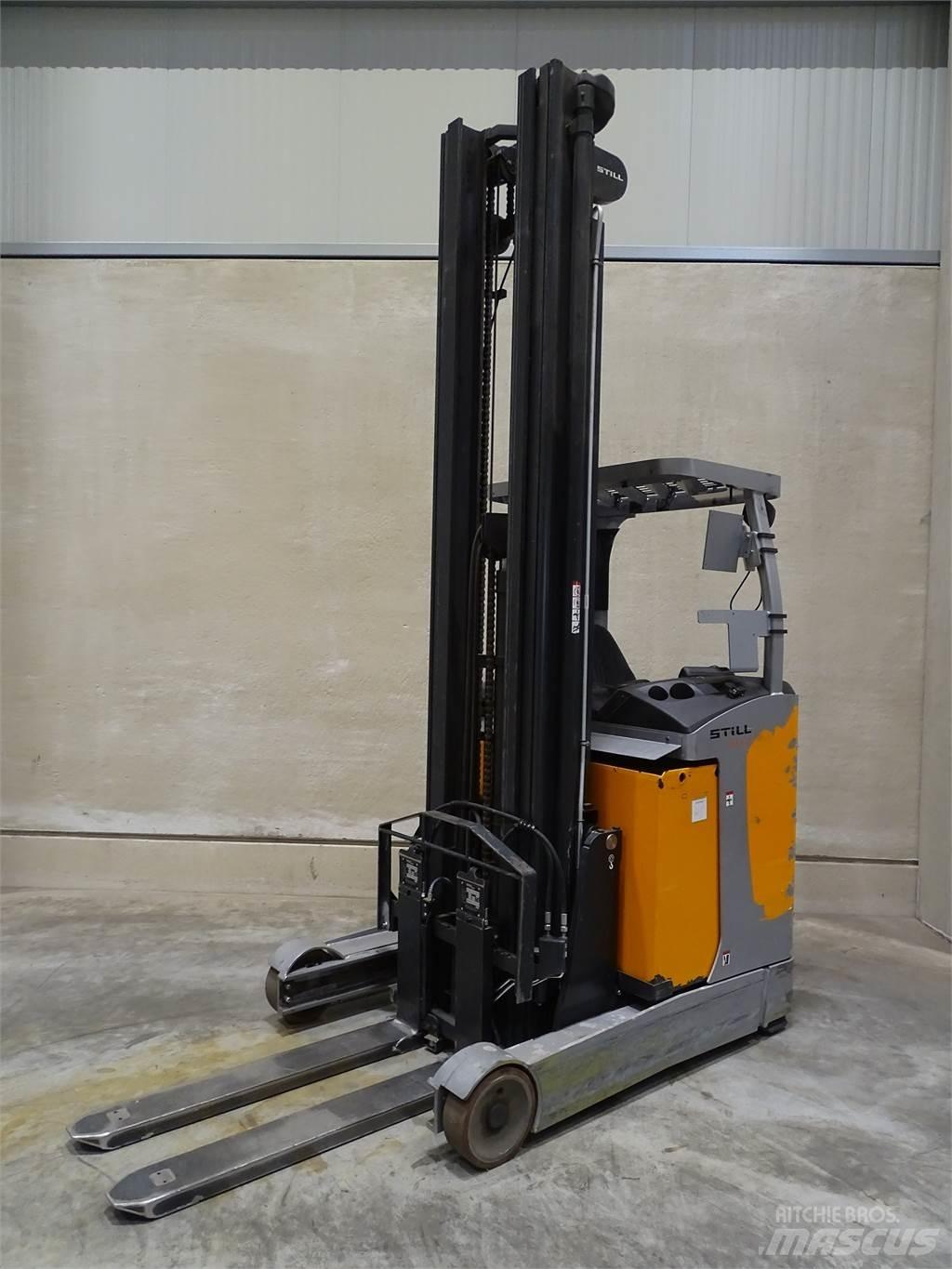 Still FM-X17 Reachtruck voor hoog niveau
