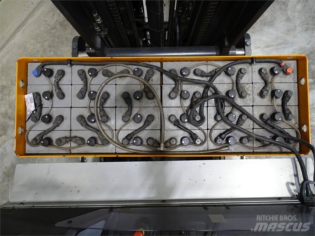 Still FM-X17 Reachtruck voor hoog niveau