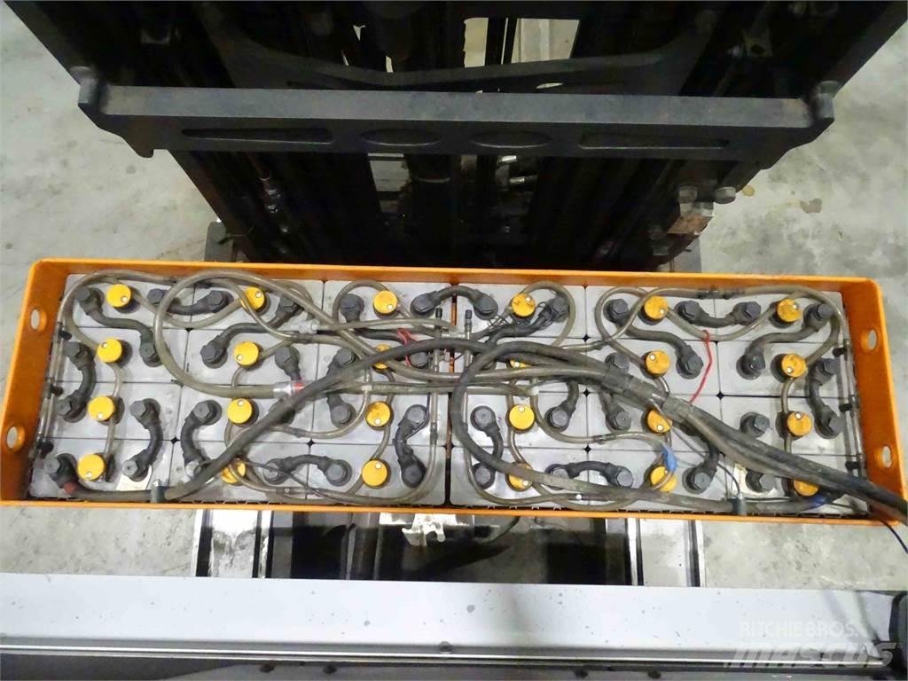 Still FM-X20 Reachtruck voor hoog niveau