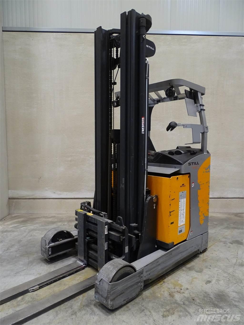 Still FM-X20 Reachtruck voor hoog niveau
