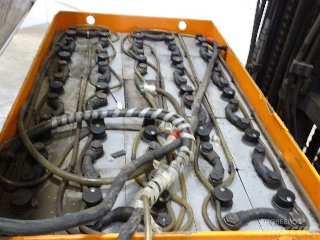 Still FM-X25 Reachtruck voor hoog niveau