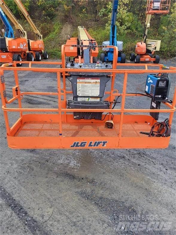 JLG 860SJ Telescoophoogwerkers