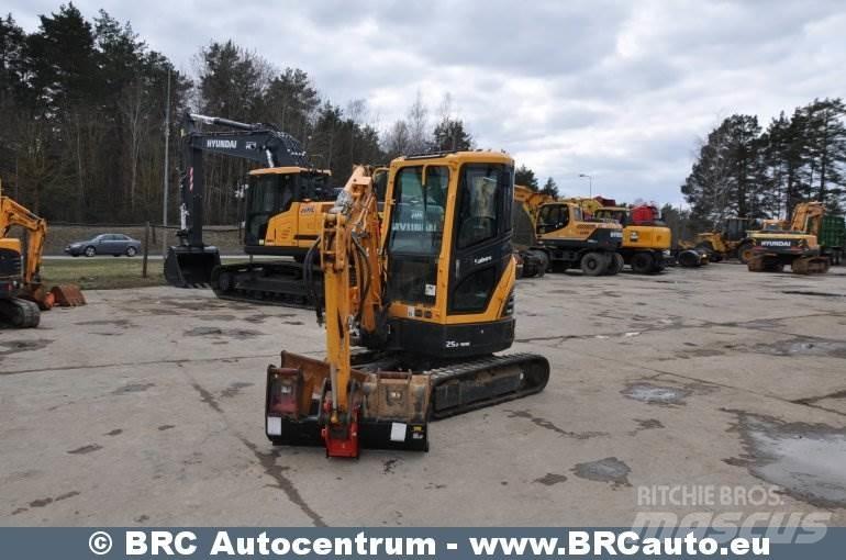 Hyundai R25Z-9AK Minigraafmachines < 7t