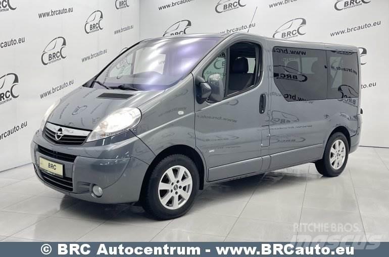 Opel Vivaro Minibussen