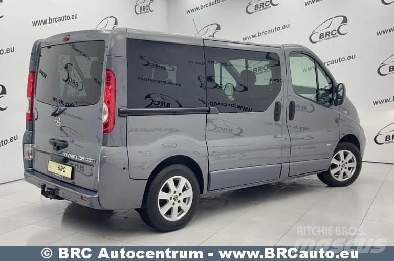 Opel Vivaro Minibussen