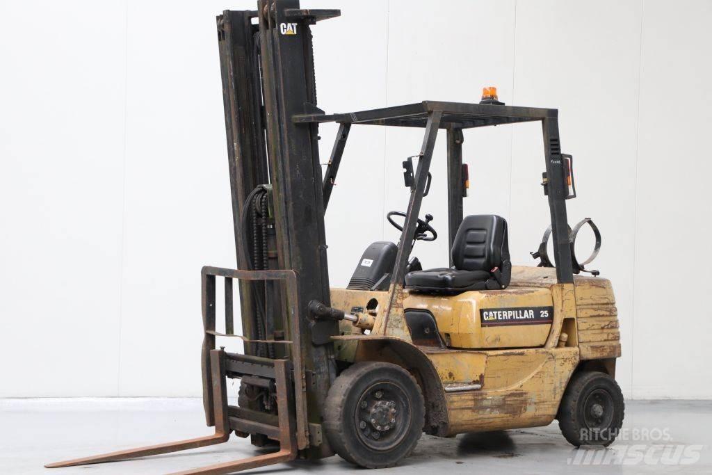 CAT GP25 LPG heftrucks