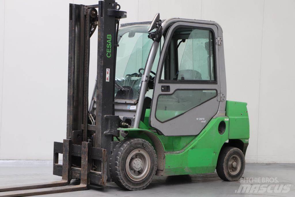 Cesab M325D Diesel heftrucks