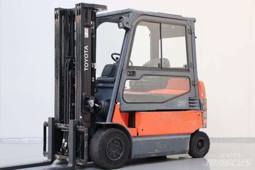 Toyota 7FBMF30 Elektrische heftrucks