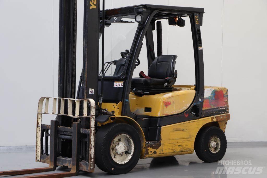 Yale GDP35VX Diesel heftrucks