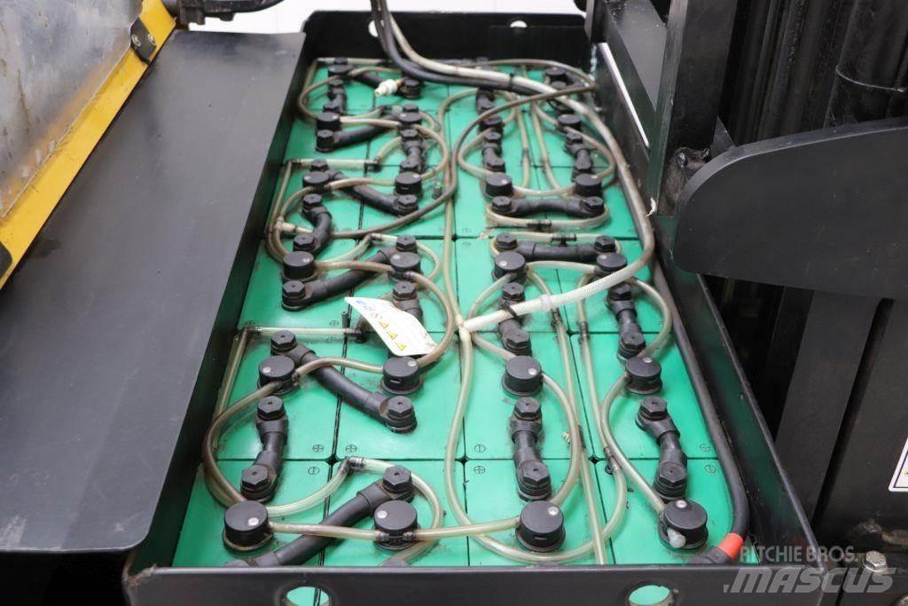 Yale MR20HD Reachtruck voor hoog niveau