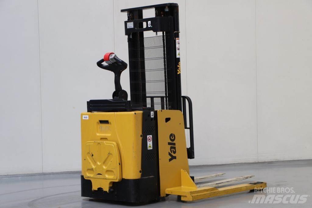 Yale MS15X Stapelaar meeloop