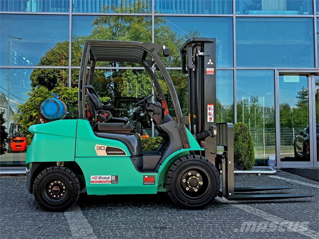 Mitsubishi FG30N LPG heftrucks
