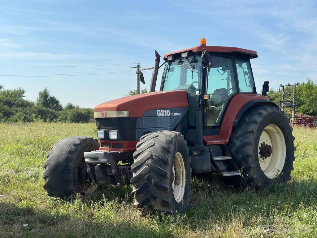 New Holland G 210 Tractoren