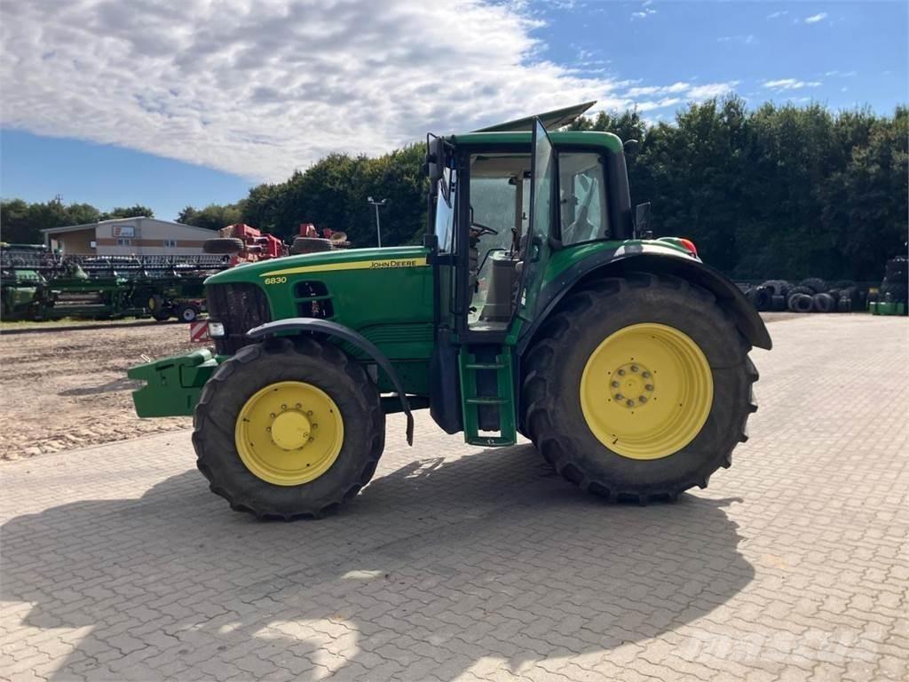 John Deere 6830 Tractoren