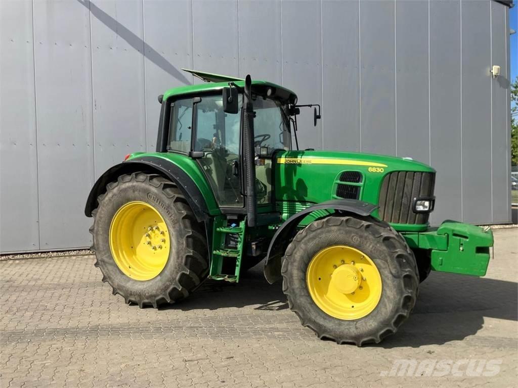John Deere 6830 Tractoren