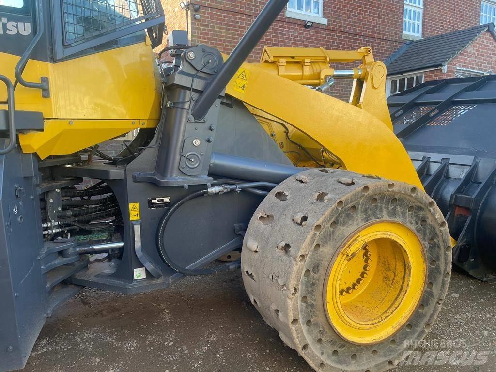 Komatsu WA 470 Wielladers