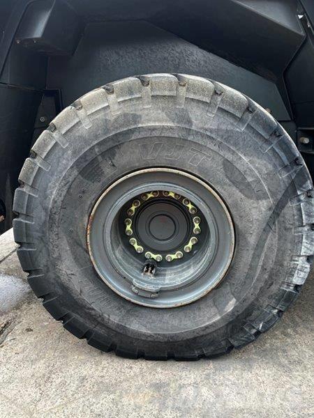 Liebherr L 566 Wielladers