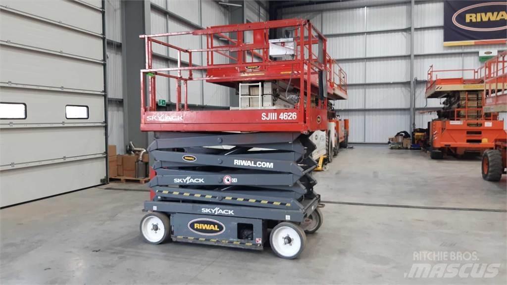 SkyJack SJIII4626 Schaarhoogwerkers