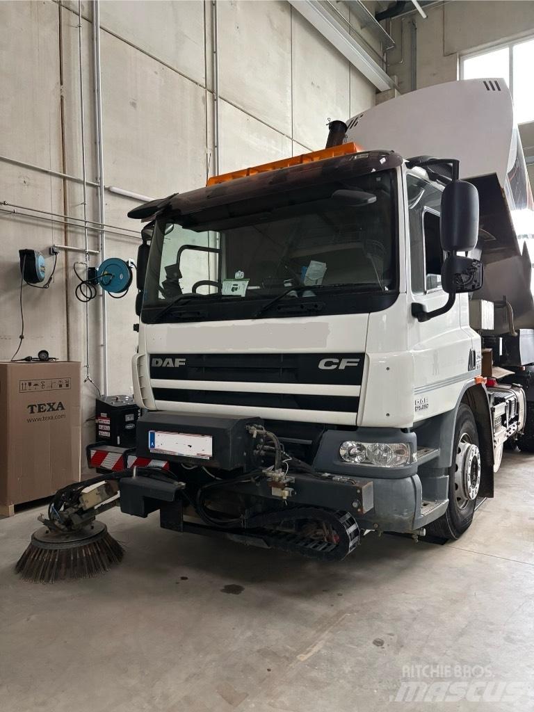 DAF CF 75 Veegmachines