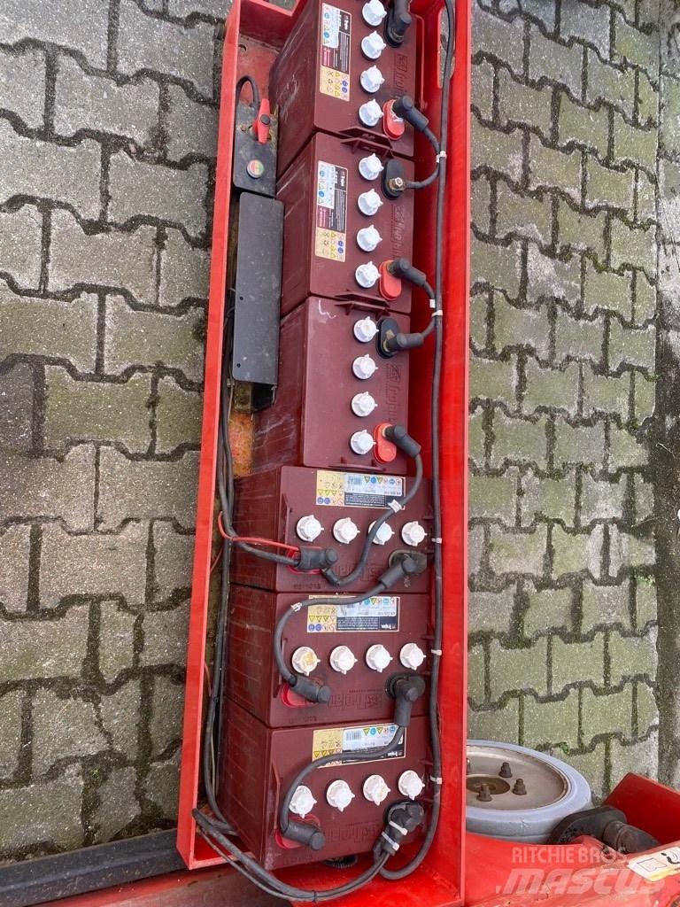 SkyJack SJ4620 Schaarhoogwerkers