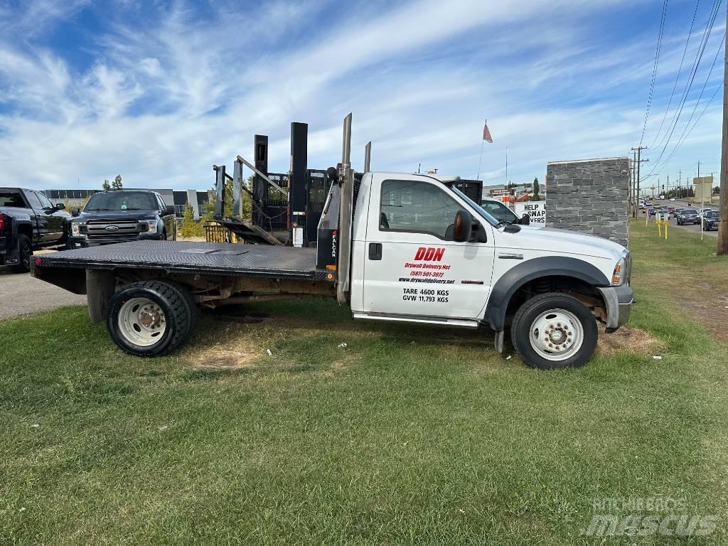 Ford F 550 XLT Platte bakwagens