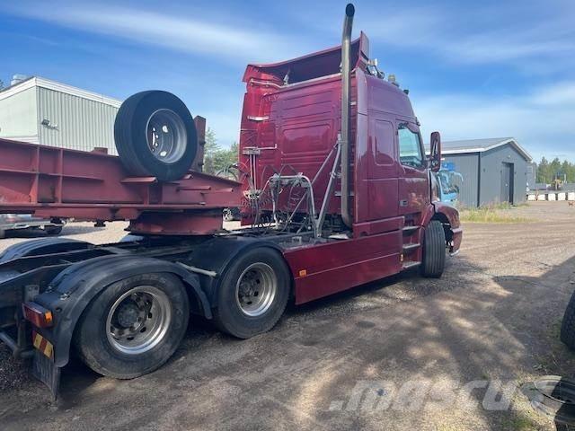Volvo NH 12 Trekkers