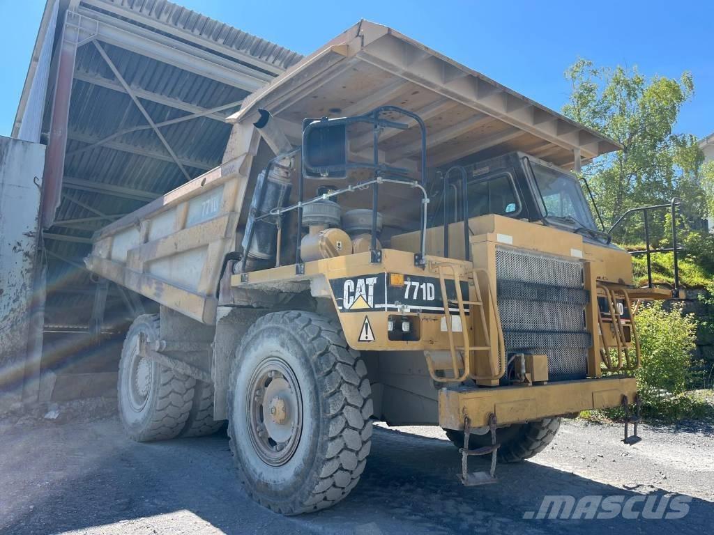 CAT 771D Starre dumptrucks